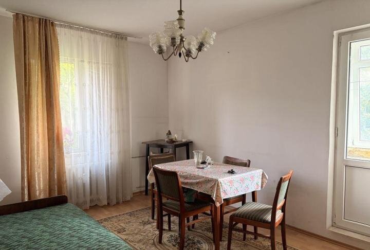 Berceni, Oltenitei, garsoniera de vanzare, anul 1981