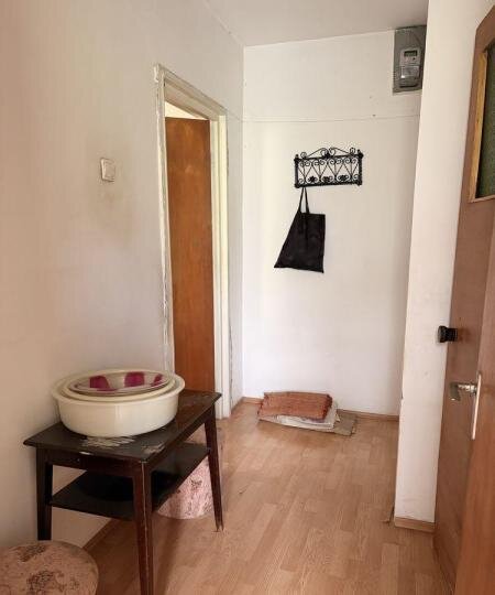 Berceni, Oltenitei, garsoniera de vanzare, anul 1981